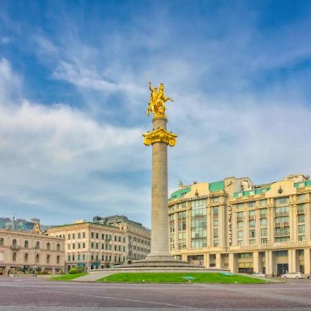 Hotel Middleton Tbilisi Bagian luar foto