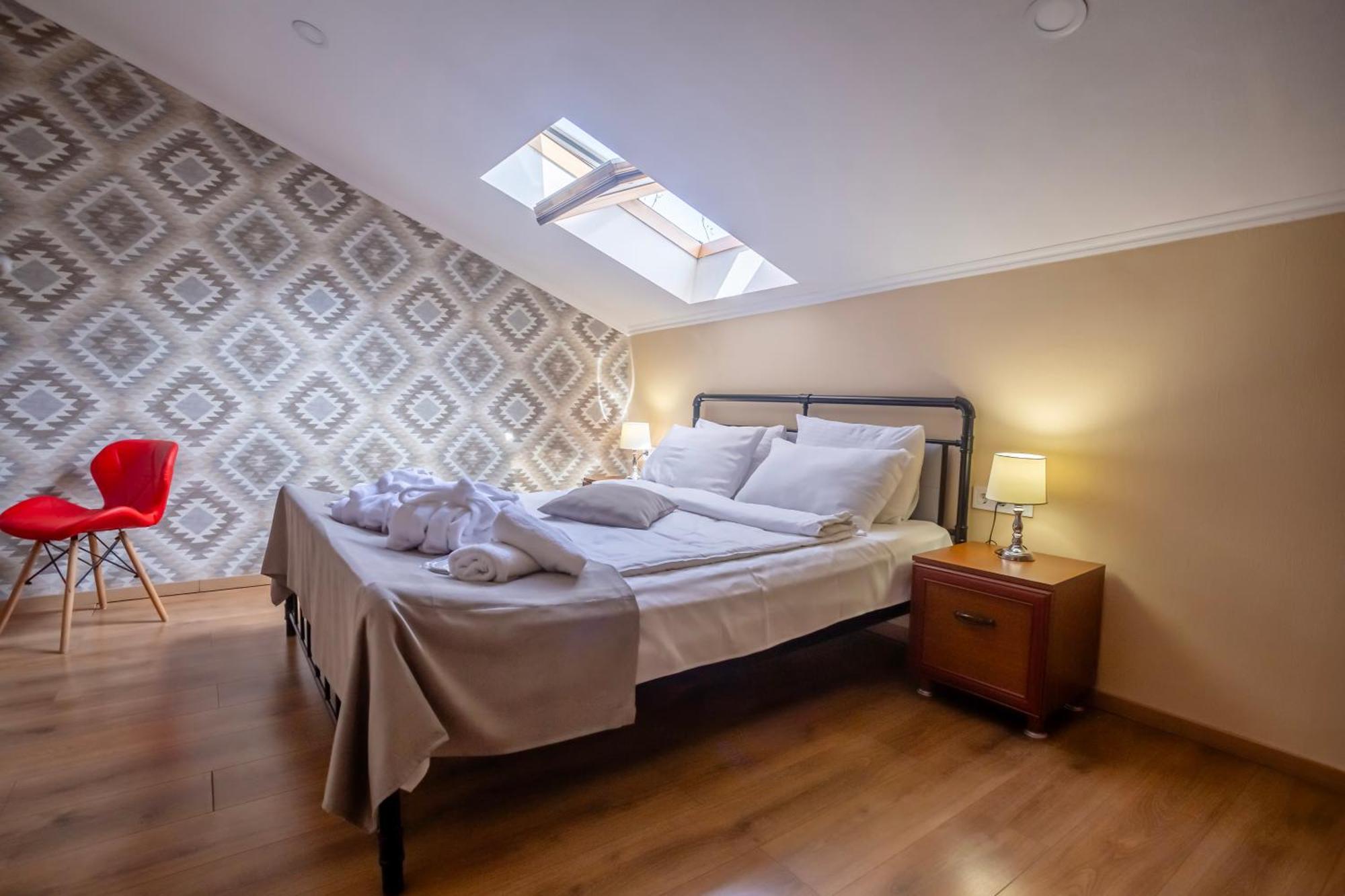 Hotel Middleton Tbilisi Bagian luar foto