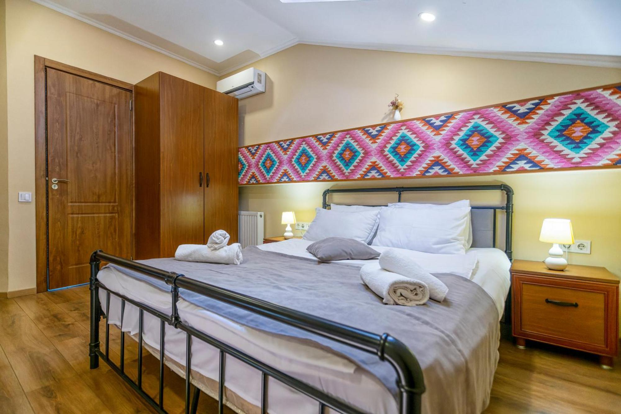 Hotel Middleton Tbilisi Bagian luar foto