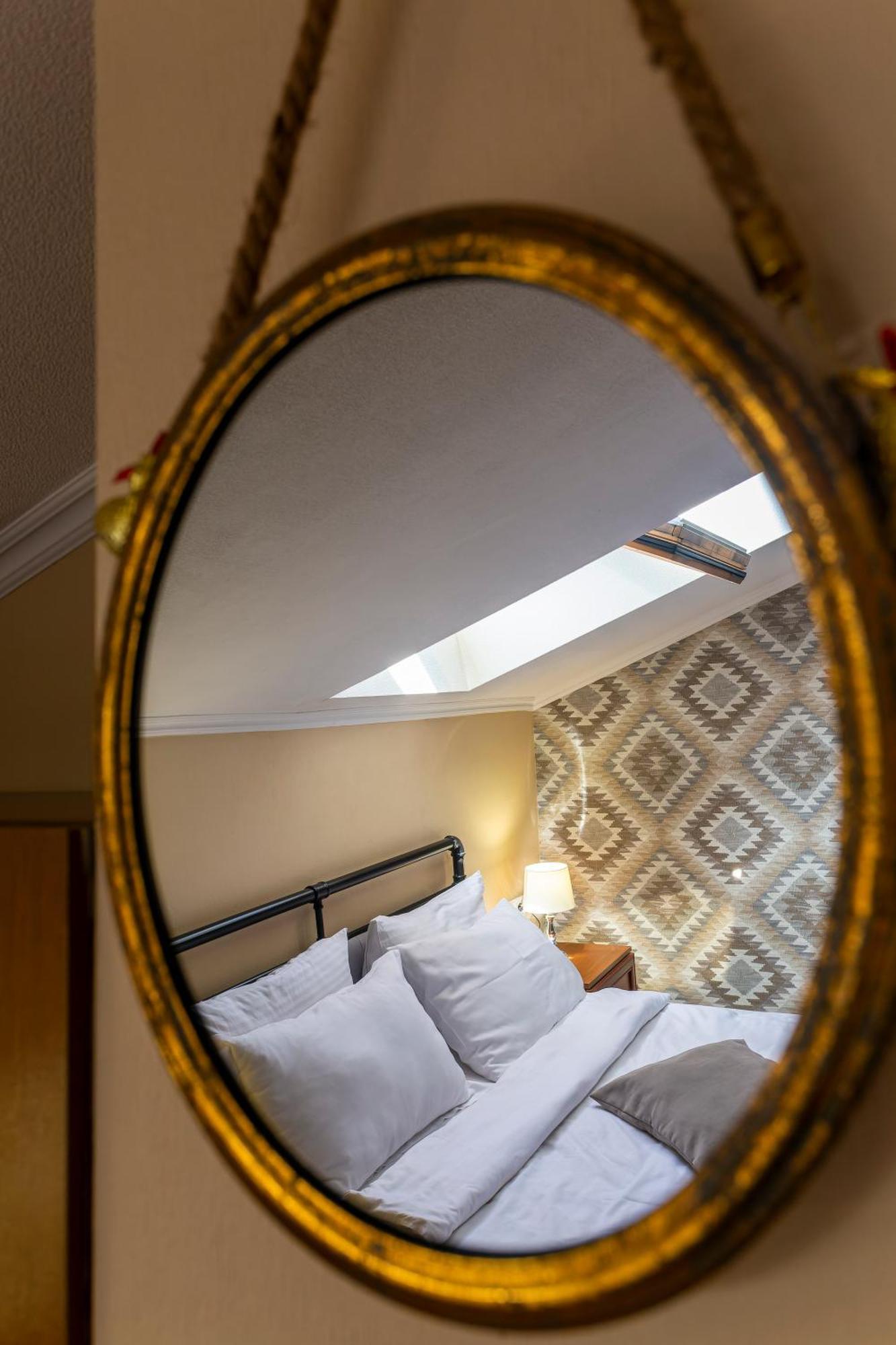 Hotel Middleton Tbilisi Bagian luar foto